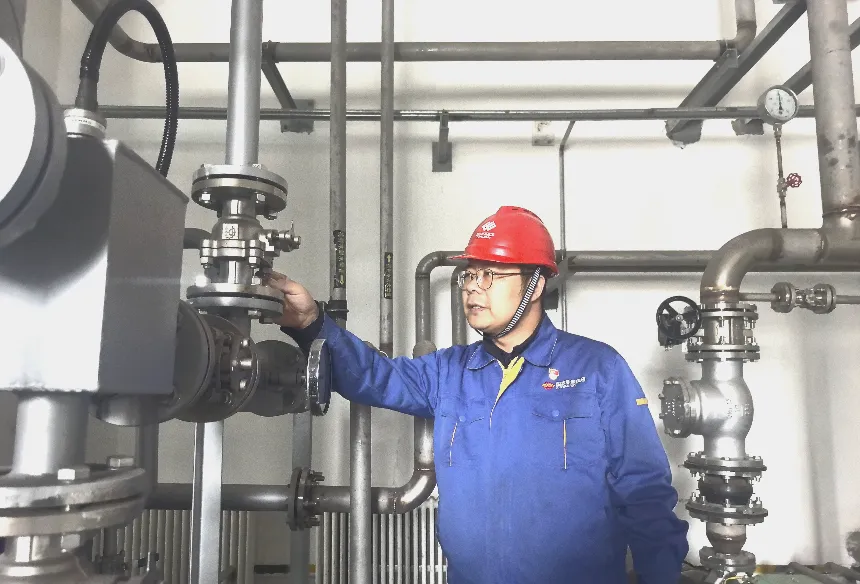 匠心筑梦守初心创新赋能启新程——记2025年度国家能源集团劳动模范呼忠郎