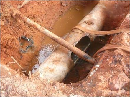 上千户家庭用水受到威胁 系氨气腐蚀管道所致